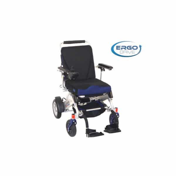 Fauteuil Roulant Électrique ERGOCONCEPT ERGO 08L /AA1 Léger, compact et doté de nombreux réglages, le nouveau modèle E08L 2.0, ultra polyvalent, s’adapte aux besoins des personnes à mobilité réduite. Avec son nouveau système d’inclinaison du dossier, son pliage simplifié (3 secondes) et ses repose-pieds double-palettes, il ouvre des perspectives inédites aux utilisateurs de fauteuils roulants électriques pliables. •AA1 •Ultra léger avec un poids de 20,5 kg (+ batterie et textile: 4,5 kg) •Pliable en 3 secondes sans démontage •Dossier réglable en hauteur •Dossier inclinable: 3 positions •Compact : adapté au coffre d’une petite voiture •Utilisation en intérieur comme en extérieur •Autonomie: 30 kilomètres Sur commande uniquement et devis en magasin