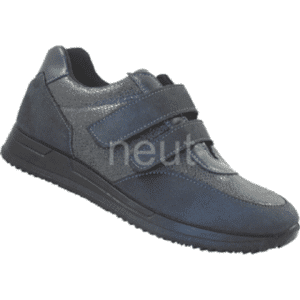 Chaussure ABIGAIL GRIS femme Indications : Pieds rhumatoïdes Déformations du pied ne permettant pas le chaussage classique : griffes d’orteils, hallux valgus… Tailles disponibles : Du 36 au 41 JM Santé Béziers